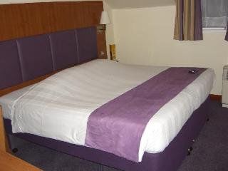 Premier Inn London Heathrow M4/J4 Hillingdon Eksteriør billede